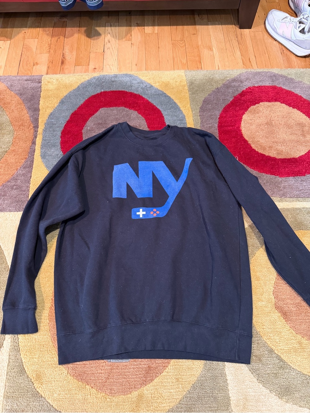 New York Islanders Hockey Video Game Controller Black Crewneck Sweatshirt XL